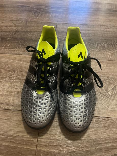 Futbalové tarfy, adidas,43
