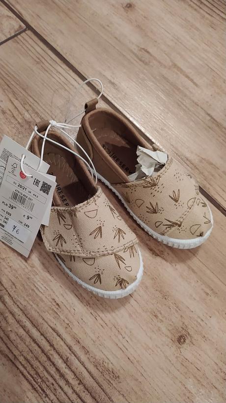 Plátenky 20/21, reserved,21