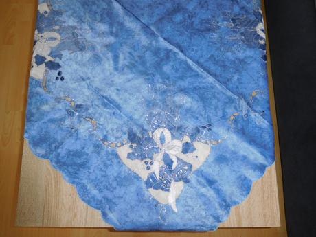 Obrus vianočný saténový-87 x 87cm,, 