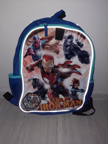 Obojstranný ruksak avengers, disney