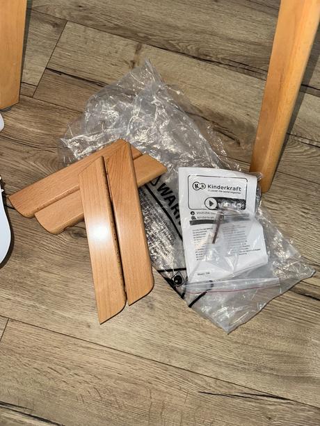 Jedálenská stolička kinderkraft 2v1, kinderkraft