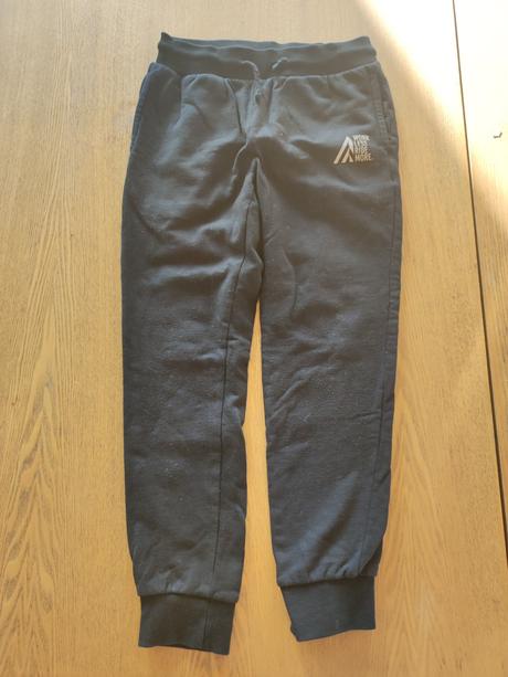 Chlapčenské tepláky, pepco,140