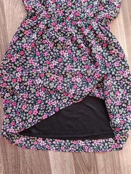 Šaty pre slečnu vhodné aj na príležitosť, takko,170