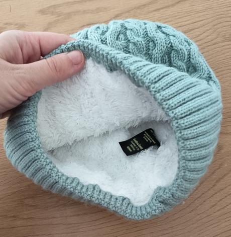 Teplá čiapočka, 122