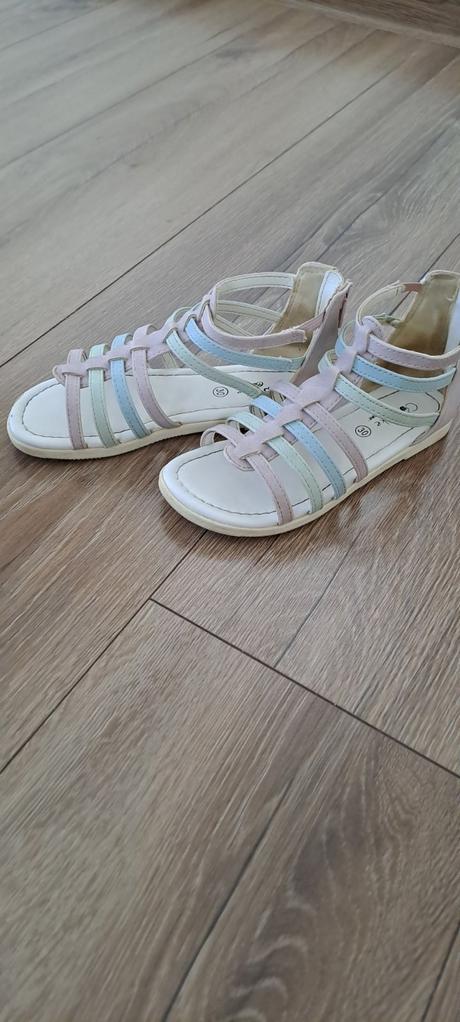 Sandále, cupcake,30