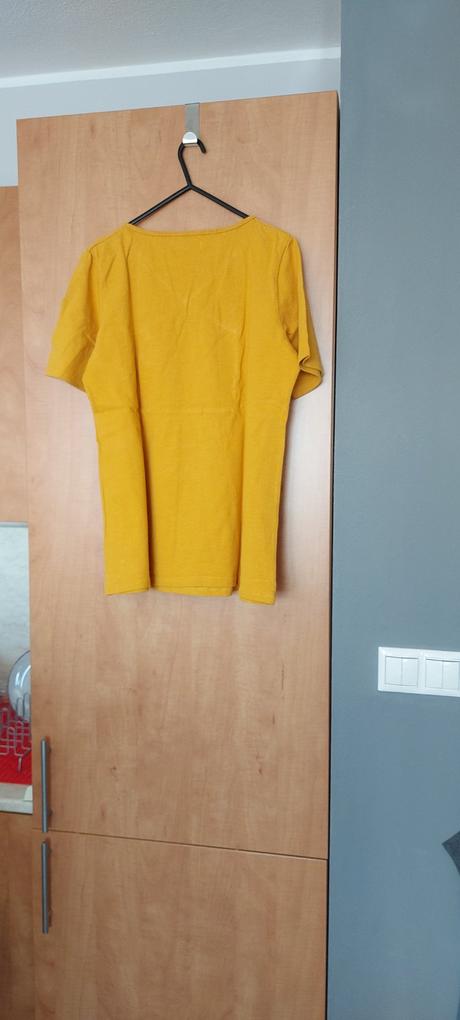 Tričko s ozdobnými gombíkmi veľ. 40/42, bonprix,40