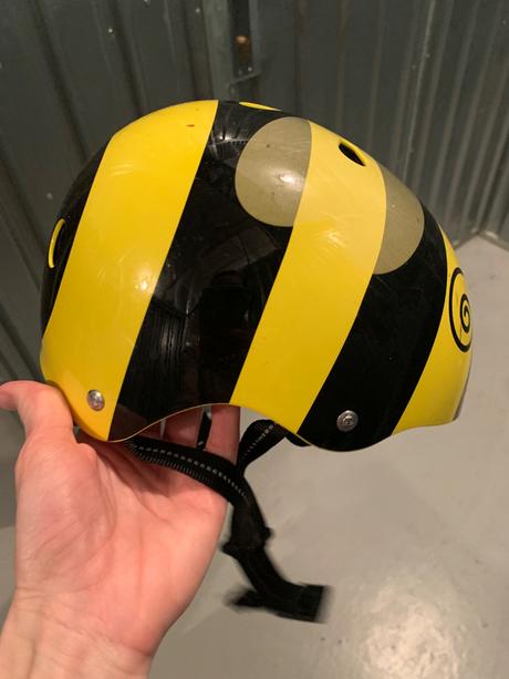 Cyklistická helma nutcase, s