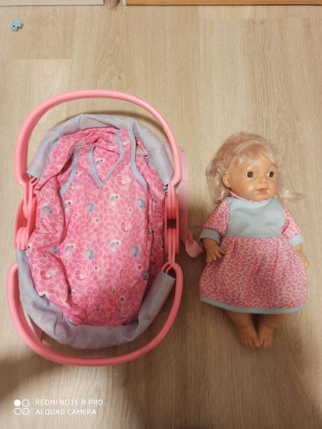 Bábika s vajíčkom,