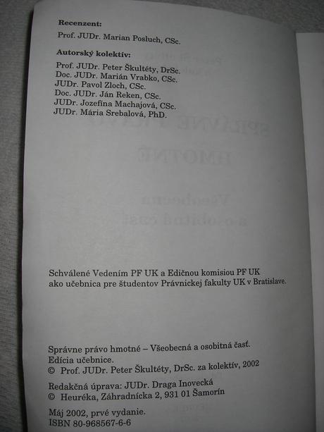 Správne právo hmotné - všeobecná a osobitná časť,