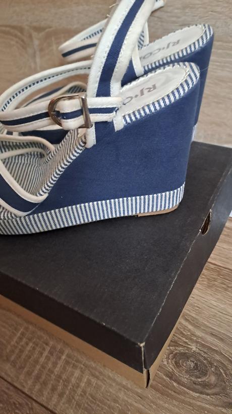 Námornícke sandálky, 38