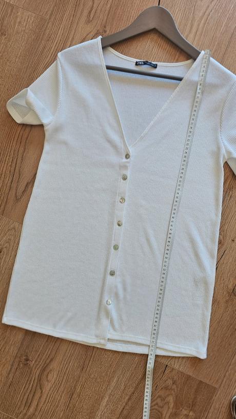Biely voľnejší top zara s gombíkmi, zara,l