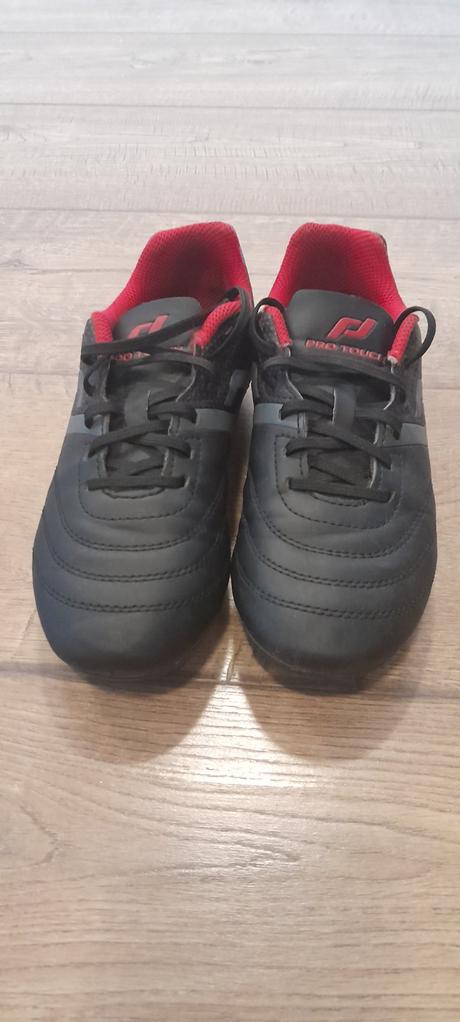 Kopačky na futbal, 33