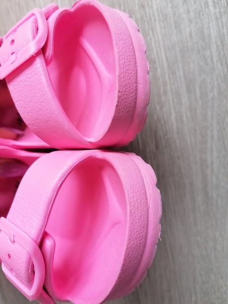 Ružové sandalky k vode, h&m,23