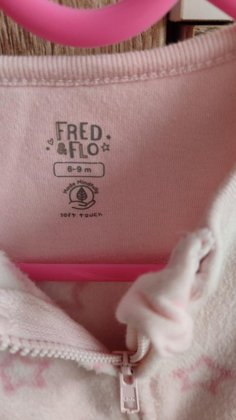 Flisovy overal, tesco,74