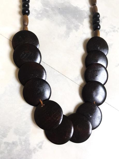 Drevený náhrdelník, 
