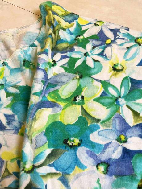 Kvetinkové oversize tričko, xl