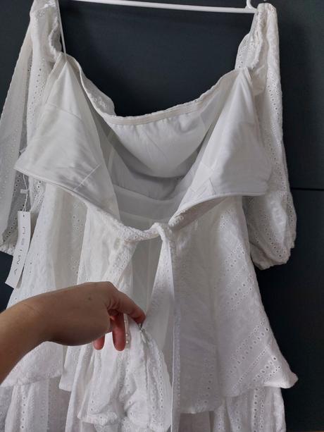 Overal s balonovymi rukávmi hole ramena nove s vis, amisu,42