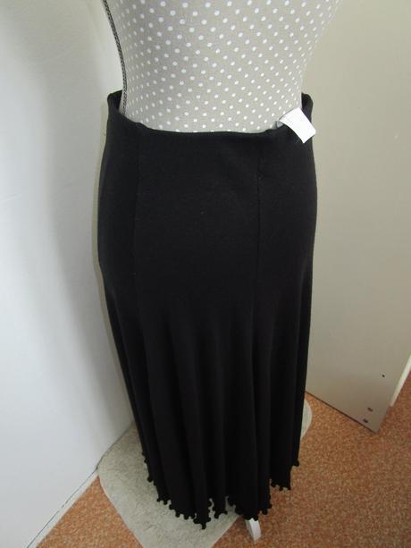 3080. sukňa dlhá,