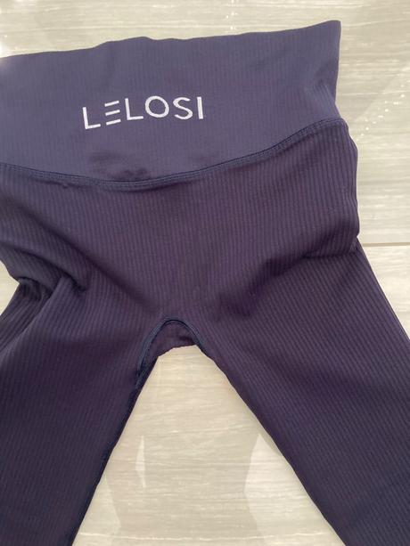 Legíny lelosi, m rebrované top stav, m