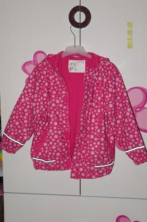 Dievčenský kabát do dažďa, 116