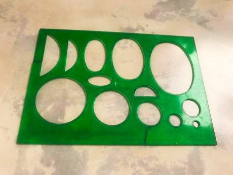 Šablóna na geometriu s uhlomerom 2 ks, 