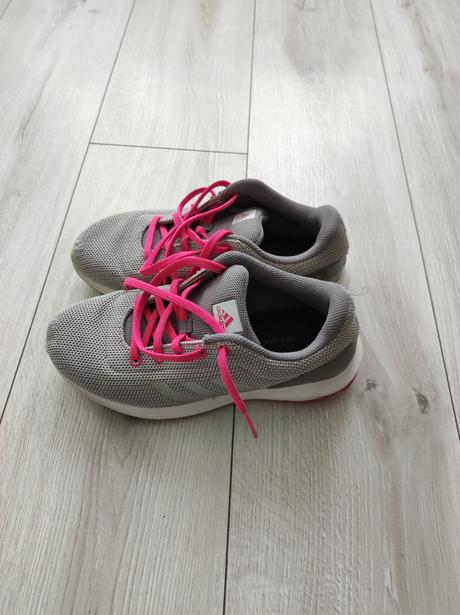 Botasky, adidas,38