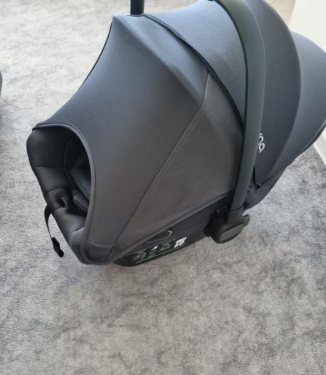 Vajicko nuna pipa next, nuna