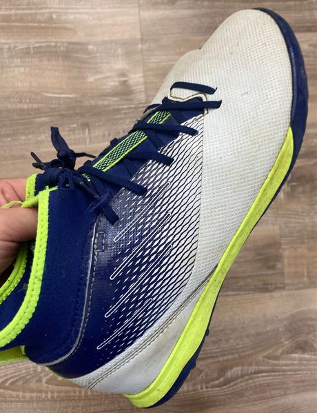 Kopačky(turfy) decathlon kipsta malé štuple, 38