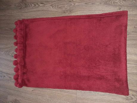 Deka  červená, 