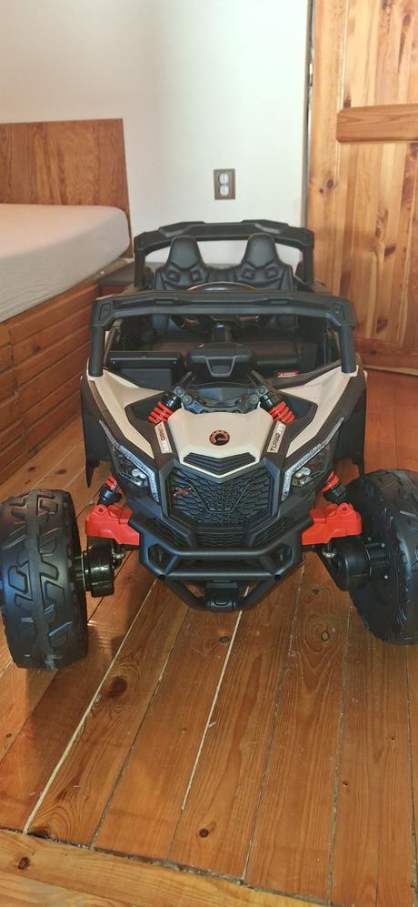 Auticko s dialkovym ovladanim, 