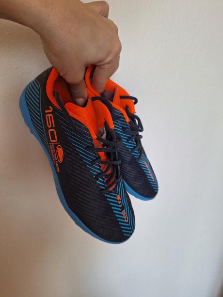 Tarfy, obuv na futbal, 36