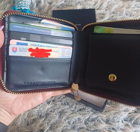 Peňaženka., tommy hilfiger