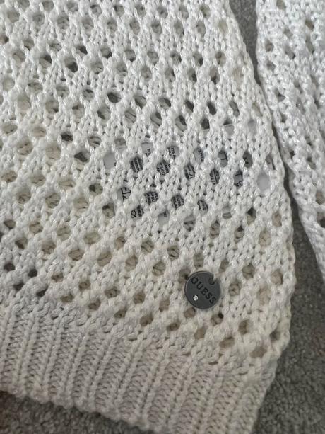 Sveter guess, guess,s