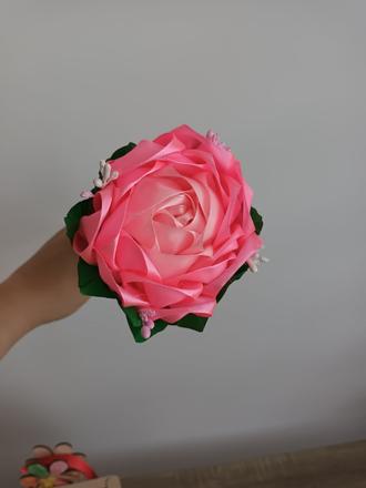 Ružová ruža ručne šitá,
