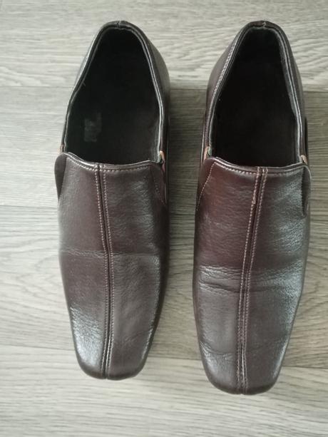 Spolocenske topanky, 31