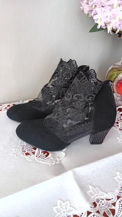 Dámske nové lodicky s krajkou,vel.41, 41