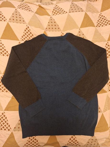 146 svetrik tenky, f&f,146