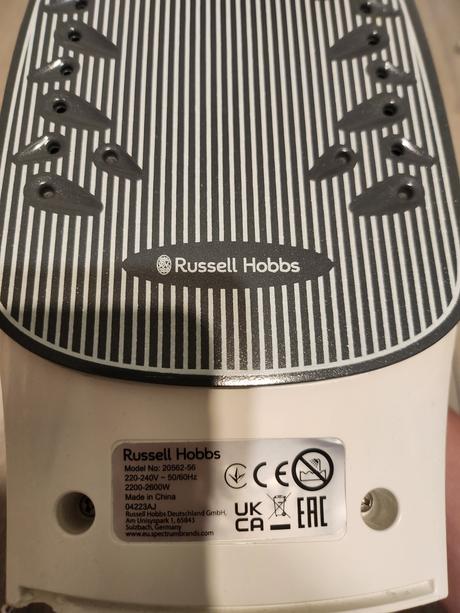 Žehlička russell hobbs 2600w,model 20562-56, 