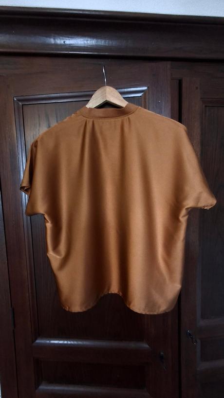 Koňaková blúzka joseph ribkoff, s