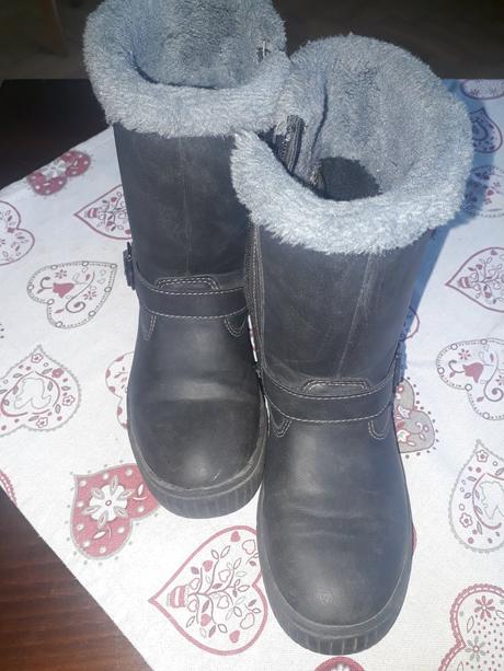 Tmavomodre teple bezchybne cizmy,cena aj s postou, deichmann,32