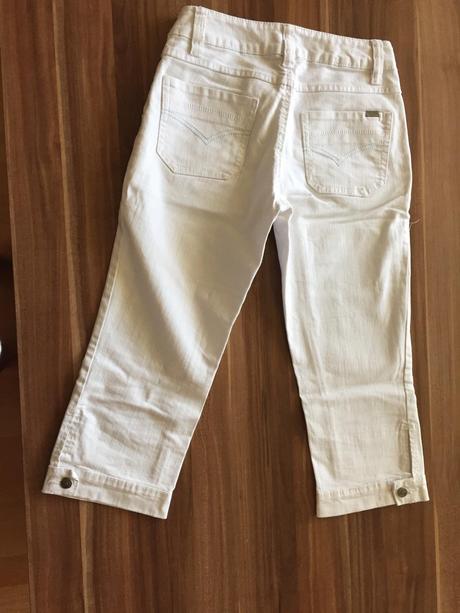 Biele tristvrtaky, 34