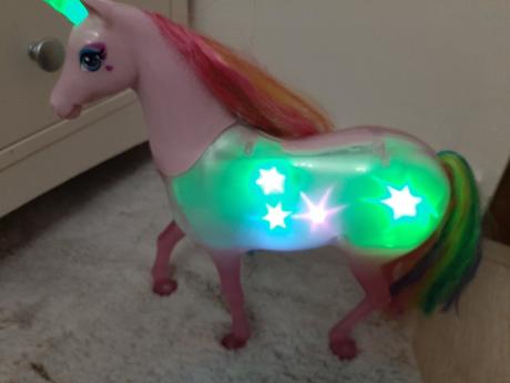 Barbie kúzelný jednorožec dreamtopia, 