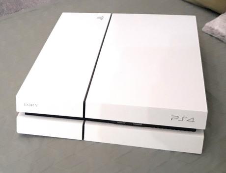 Predám playstation 4, 