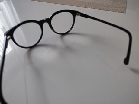 Ram na okuliare carrera cierny, 