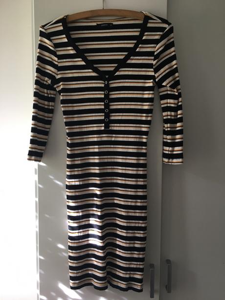 Nové šaty vel m reserved, reserved,m