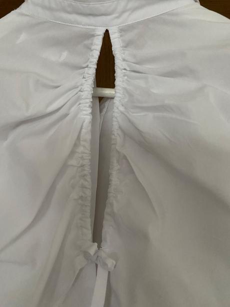 Kosela oversize s vyrezmi, zara,140