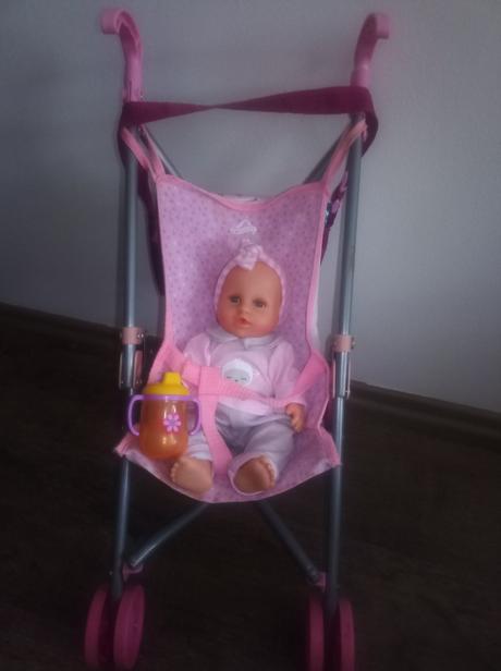 Bábika s kočíkom, 