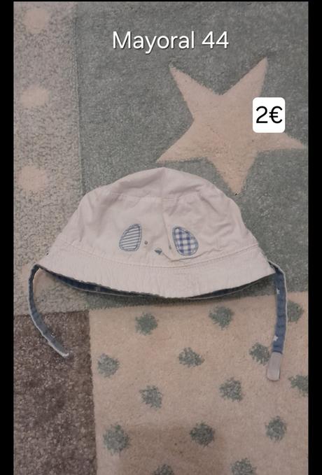 Chlapčenský obojstranný klobúk mayoral 44, mayoral,44