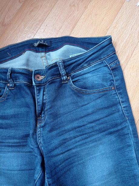 Maxi balik kvalitnych riflí, nohavic vyborny stav, m