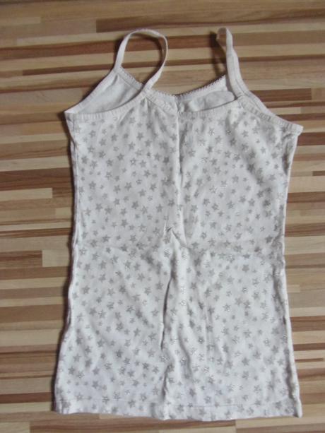 Tielko hviezdičky, 134